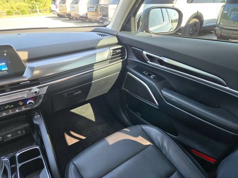 Used 2024 Kia Telluride S w/ S Sunroof Package AWD/4WD image 11