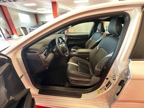 Certified 2025 Toyota Camry SE AWD/4WD image 9