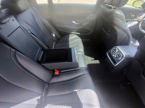 Used 2015 Mercedes-Benz S 550 Sedan image 34