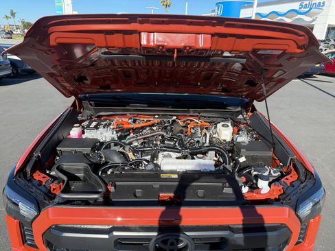 Used 2025 Toyota Tacoma TRD Off-Road image 20