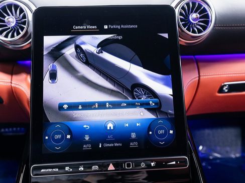 Used 2024 Mercedes-Benz SL 55 AMG 4MATIC image 23