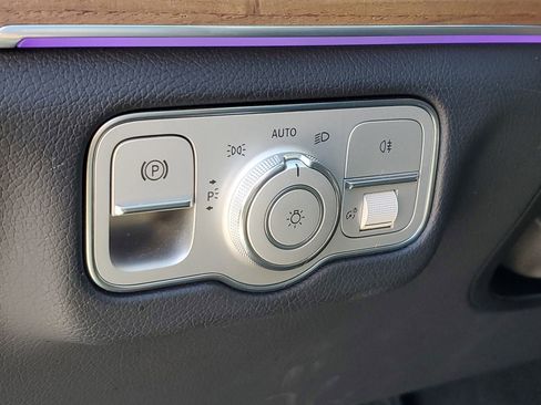 Used 2022 Mercedes-Benz GLE 350 4MATIC image 23