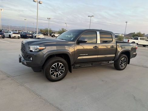 Certified 2023 Toyota Tacoma TRD Sport w/ Advanced Technology Package AWD/4WD image 8
