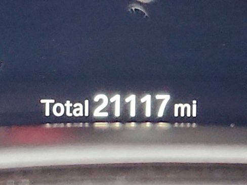 Certified 2023 BMW X6 xDrive40i w/ M Sport Package image 18