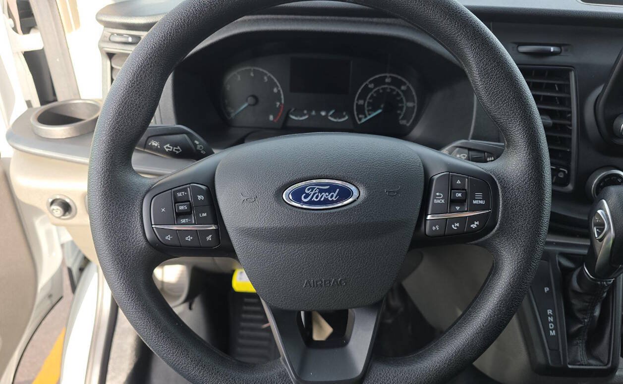 Used 2025 Ford Transit 350 148 Medium Roof AWD image 12
