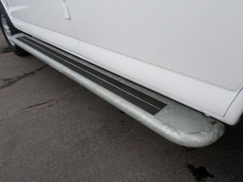 Used 2024 GMC Savana 2500 w/ Driver Convenience Package image 32