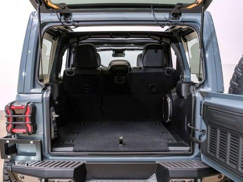 Used 2024 Jeep Wrangler Unlimited Rubicon 392 image 46