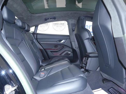 Used 2023 Porsche Taycan GTS image 26