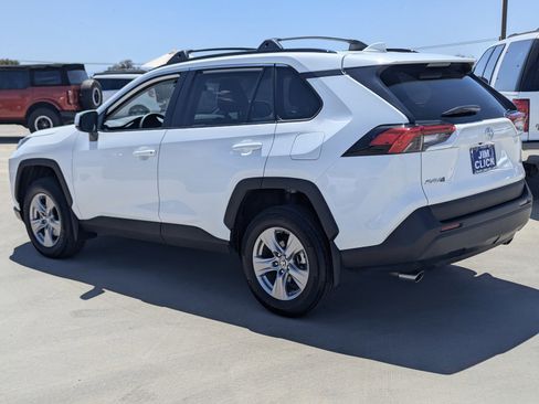 Used 2024 Toyota RAV4 XLE w/ Convenience Package FWD image 4