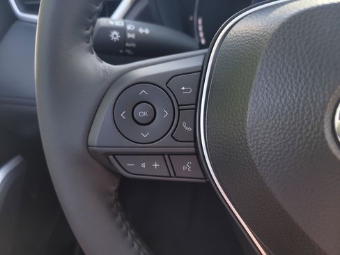 Certified 2026 Toyota Corolla Cross LE image 29