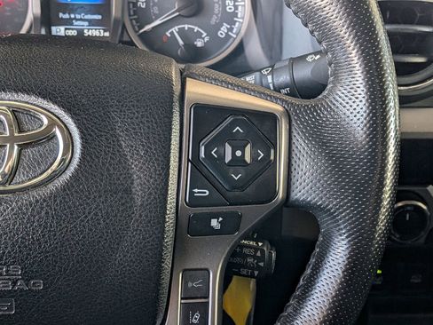 Used 2022 Toyota Tacoma SR5 image 16