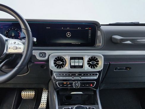 Used 2024 Mercedes-Benz G 550 image 27