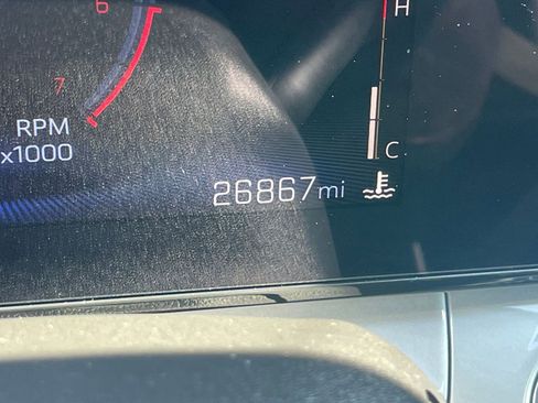 Used 2025 Chevrolet Trax LT w/ LT Convenience Package image 41