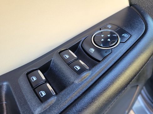 Certified 2024 Ford Edge SEL w/ Convenience Package AWD/4WD image 16