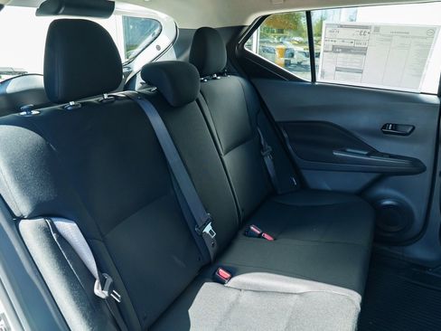 New 2025 Nissan Kicks Play S image 23