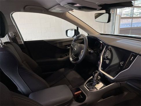 Certified 2025 Subaru Outback Premium w/ Popular Package #1A image 18