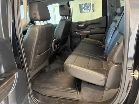 Used 2021 Chevrolet Silverado 1500 LT Trail Boss w/ Convenience Package II image 15