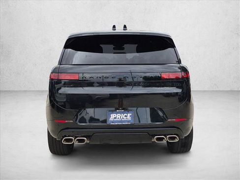 Used 2025 Land Rover Range Rover Sport Dynamic SE AWD/4WD image 7