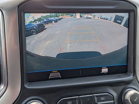Used 2022 Chevrolet Silverado 1500 LT Trail Boss AWD/4WD image 19