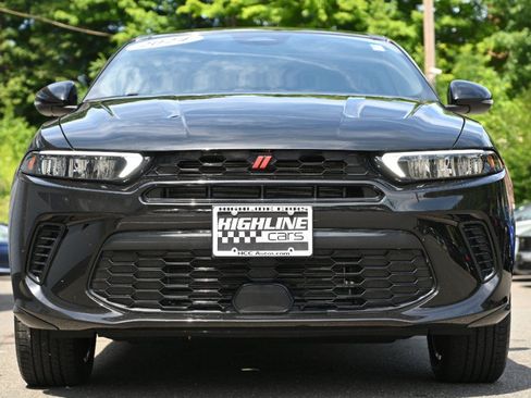 Used 2024 Dodge Hornet R/T Plus AWD/4WD image 9