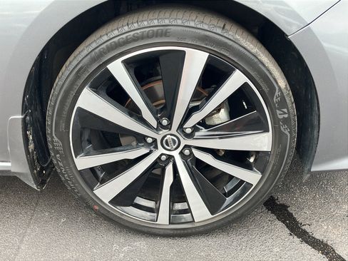 Used 2022 Nissan Altima 2.5 SR FWD image 10