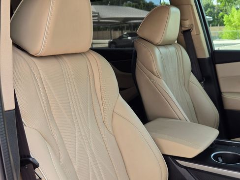 Certified 2025 Acura MDX SH-AWD w/ Advance Package image 30