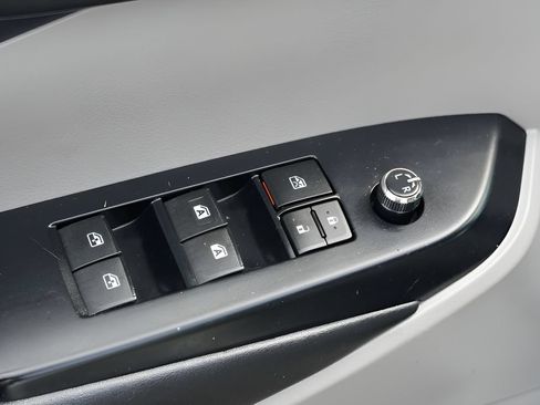 Used 2015 Toyota Highlander XLE AWD/4WD image 22