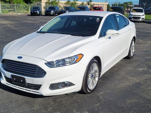 Used 2015 Ford Fusion SE w/ Equipment Group 202A FWD image 5