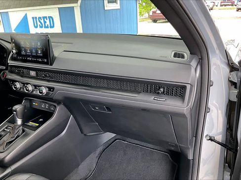 Used 2025 Honda CR-V Sport-L image 19