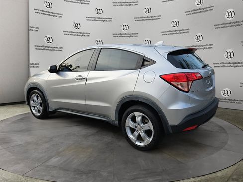 Used 2016 Honda HR-V LX image 3