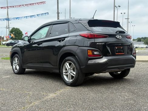 Used 2018 Hyundai Kona SE AWD/4WD image 3
