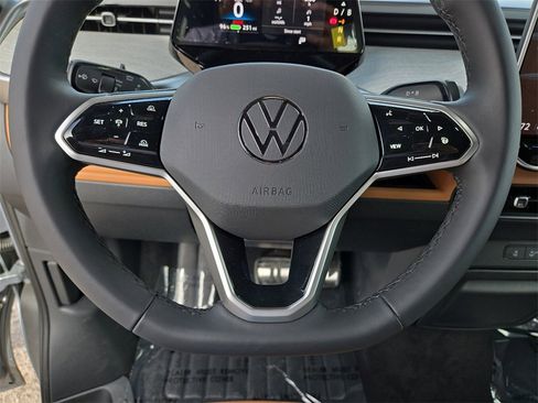 New 2025 Volkswagen ID. Buzz Pro S image 24