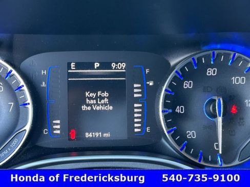 Used 2018 Chrysler Pacifica Touring Plus w/ S Appearance Package image 29