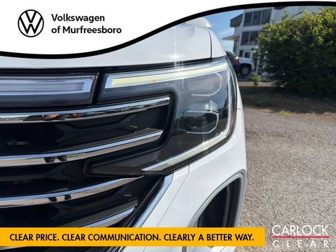 Certified 2024 Volkswagen Atlas SE FWD image 11