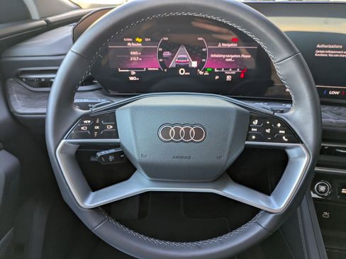 Certified 2025 Audi Q5 Premium w/ Convenience Package AWD/4WD image 13