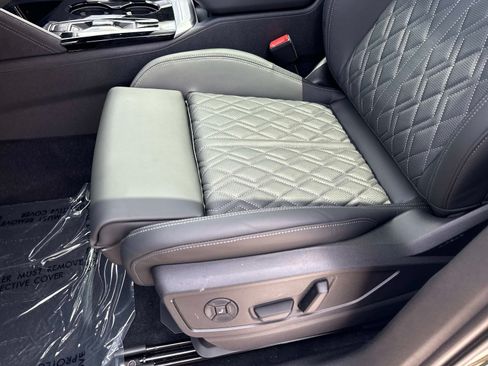 New 2026 Audi SQ5 Prestige AWD/4WD image 19