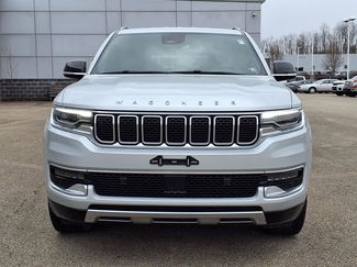 Used 2023 Jeep Wagoneer Series III w/ Preferred Equipment Group video 2