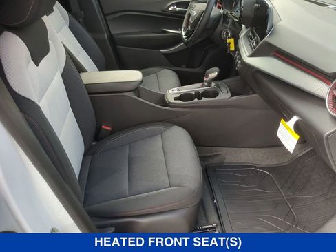 New 2026 Chevrolet Trax RS w/ Sunroof Package FWD image 20