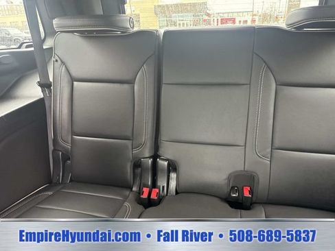 Used 2023 Chevrolet Tahoe Premier w/ Premium Package 2 AWD/4WD image 17