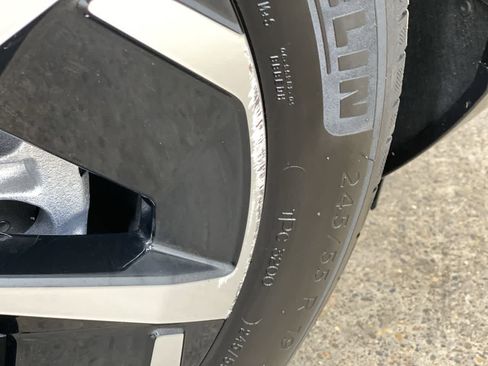 Used 2025 Chevrolet Equinox EV LT w/ Convenience Package image 30