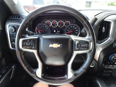 Used 2020 Chevrolet Silverado 1500 LTZ w/ LTZ Texas Edition AWD/4WD image 26