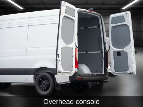 Used 2025 Mercedes-Benz Sprinter 2500 image 21