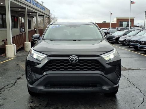 Used 2023 Toyota RAV4 XLE image 2