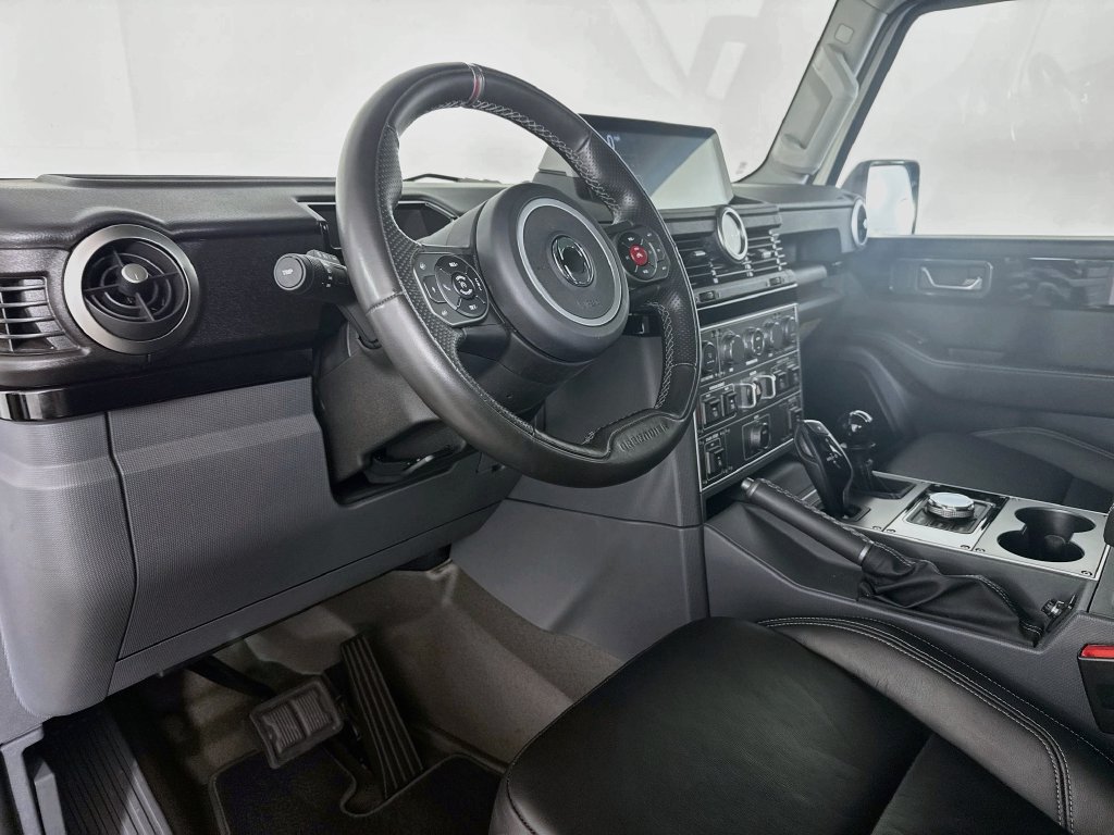 Used 2024 INEOS Grenadier Station Wagon AWD/4WD image 4