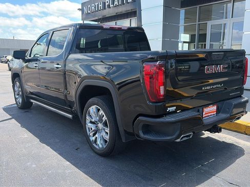 Used 2023 GMC Sierra 1500 Denali w/ Denali Reserve Package AWD/4WD image 8