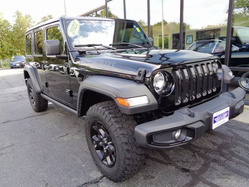 Used 2022 Jeep Wrangler Unlimited Sport image 3