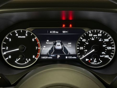 Used 2023 Nissan Rogue S AWD/4WD image 13