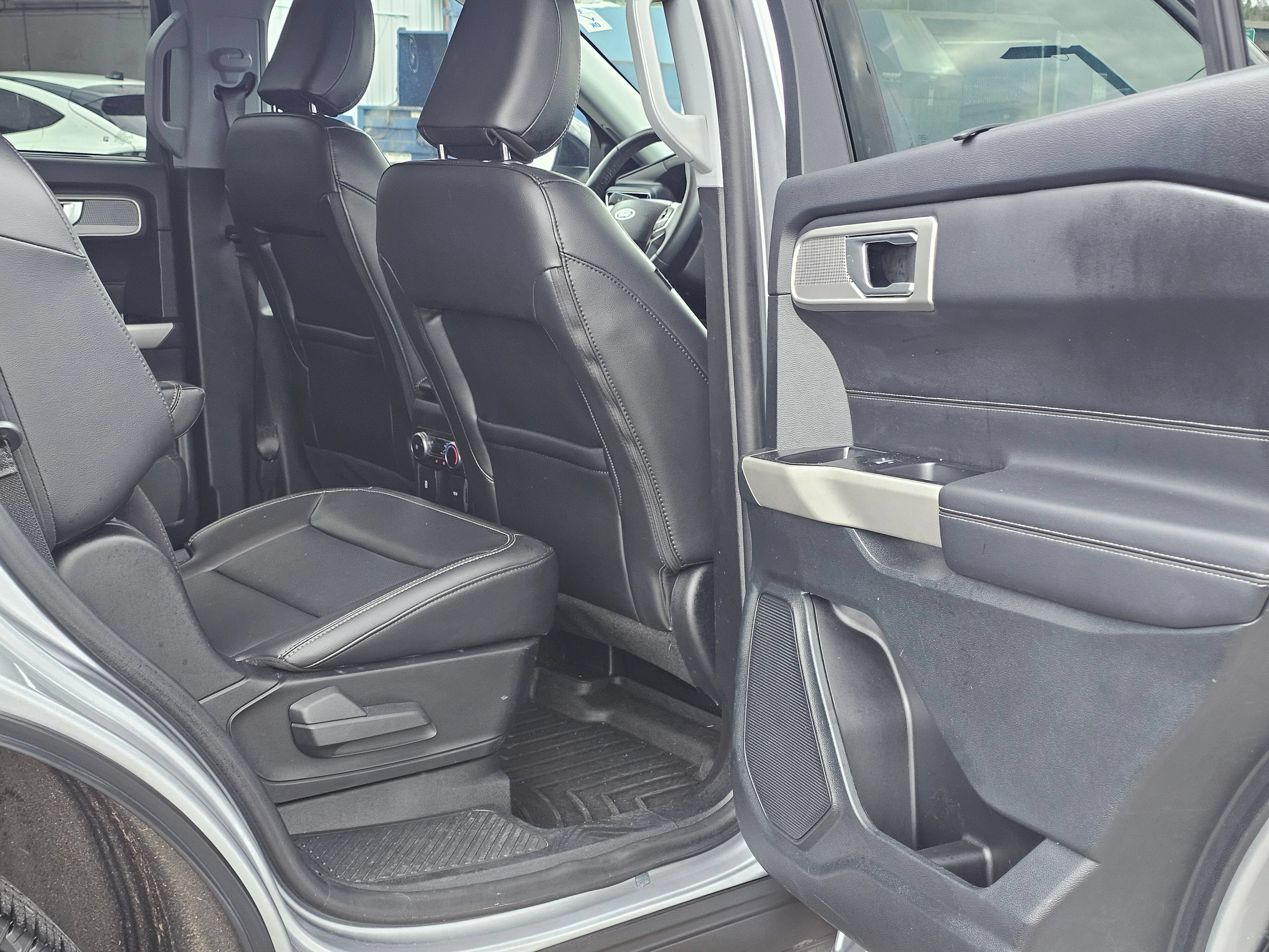 Certified 2023 Ford Explorer Limited AWD/4WD image 14