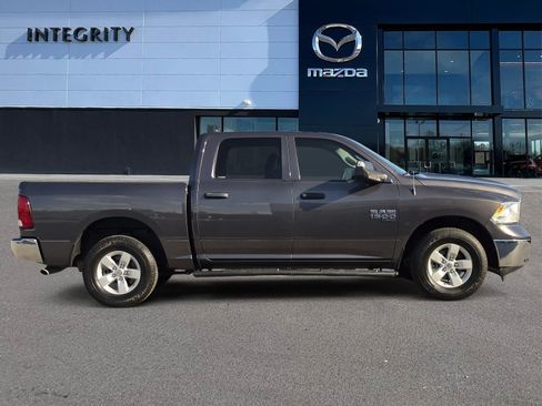 Used 2022 RAM 1500 Classic SLT w/ Electronics Group AWD/4WD image 3