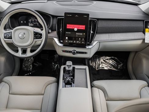 New 2026 Volvo XC90 B6 Ultra image 19